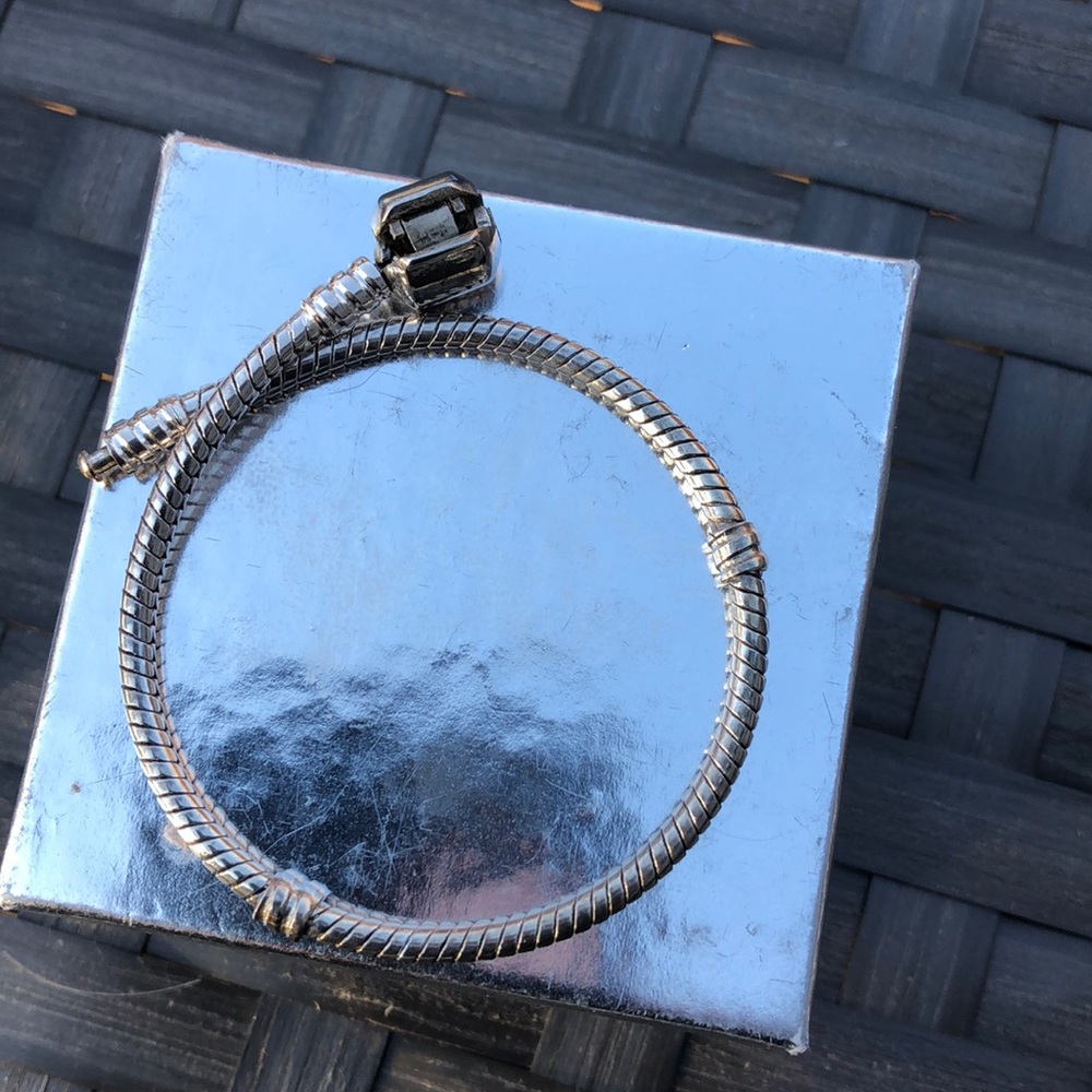Pandora -type bead bracelet SILVER-one only.